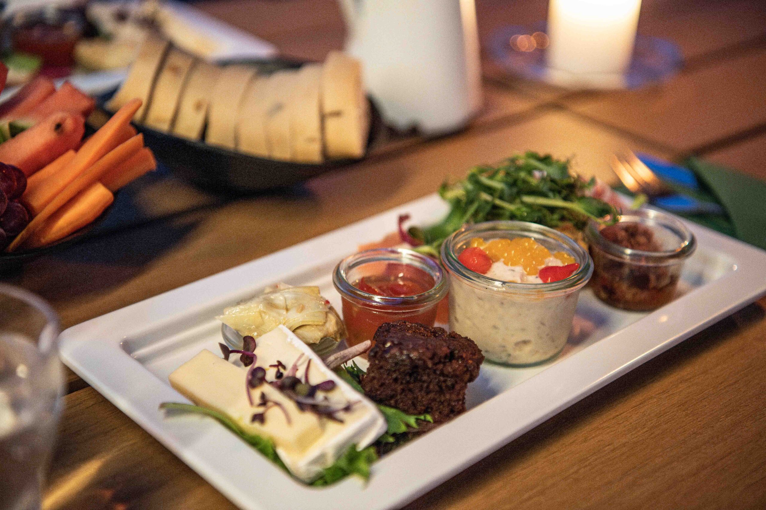 Head Spa &amp; Tapas